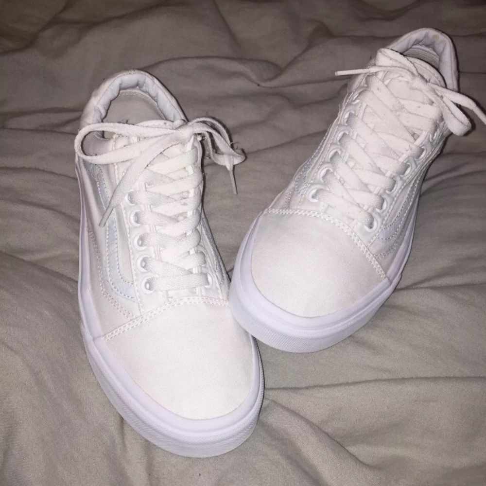 Old Skool White Vans